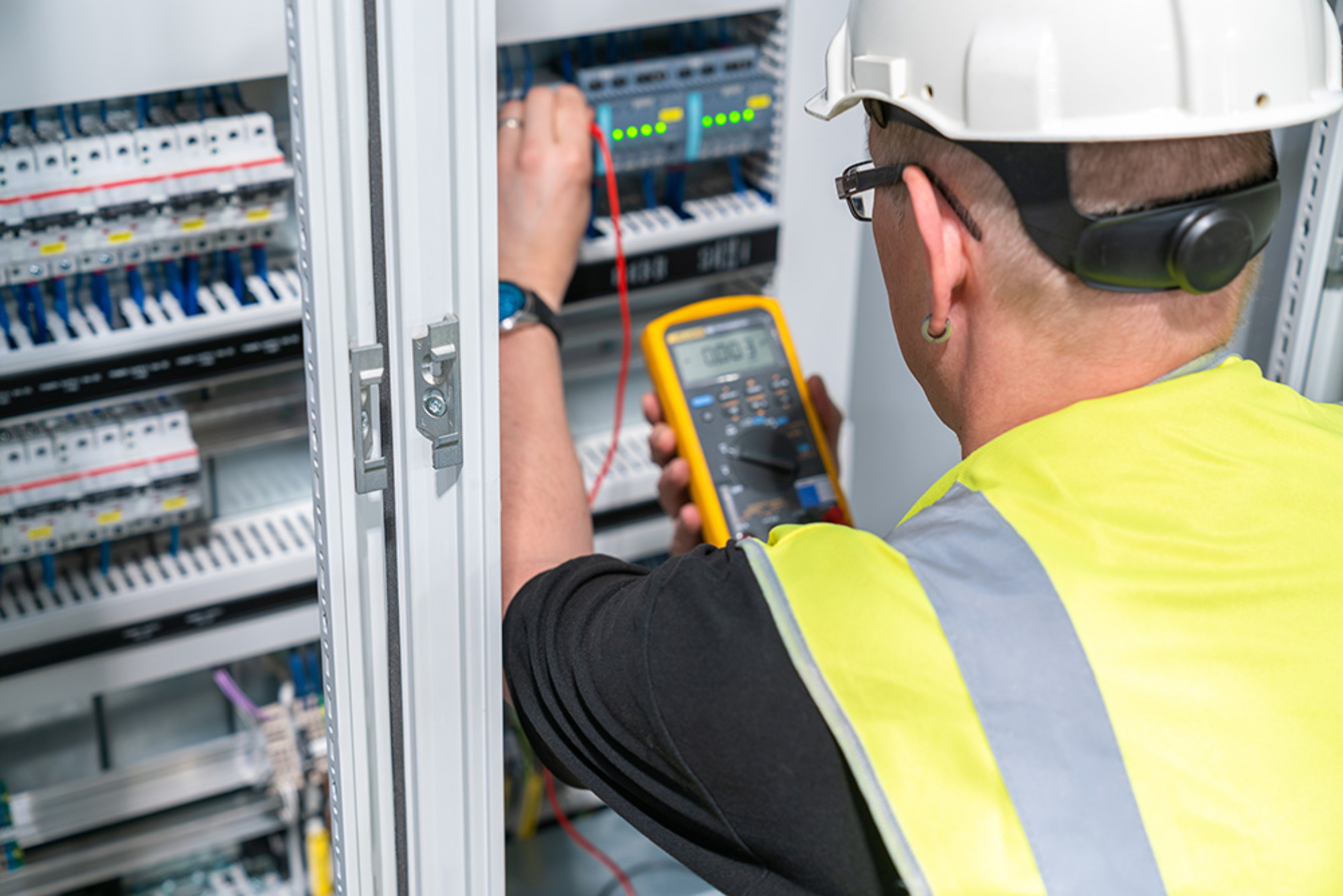 Elektroanlagen-Kontrolle bei Bianga Elektroinstallation in Falkenstein