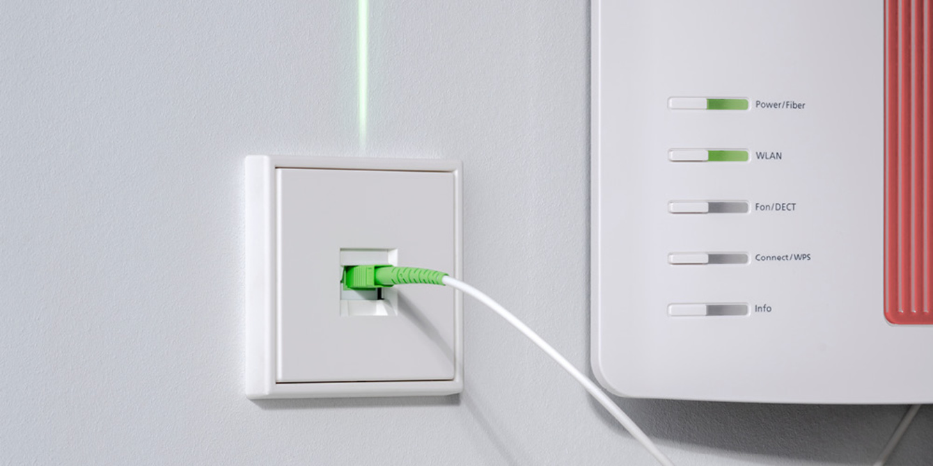 Die neuen Glasfaser-Anschlussdosen bei Bianga Elektroinstallation in Falkenstein