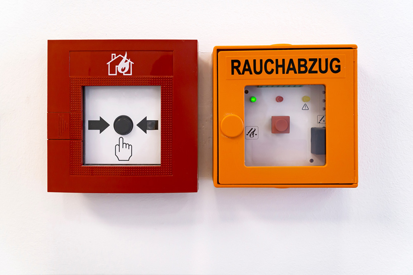 Rauchwärme­abzug bei Bianga Elektroinstallation in Falkenstein